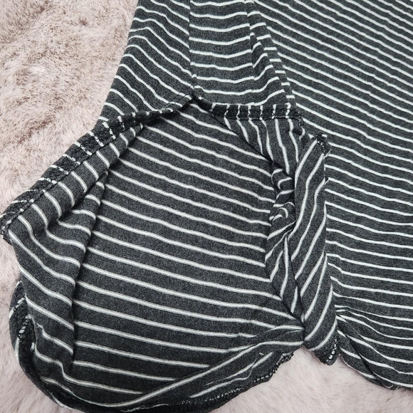 Black and White Stripped Dress - Picture 2 of 3